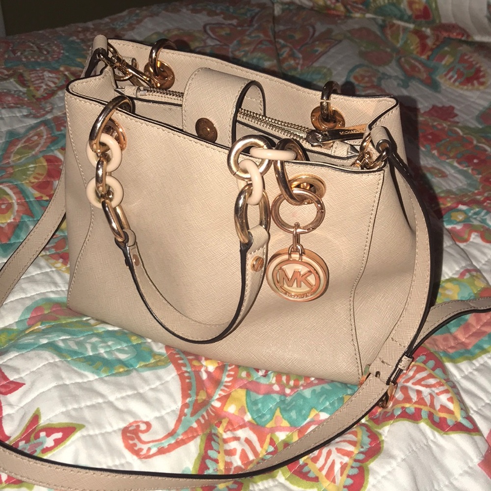 Micheal Kors handbag